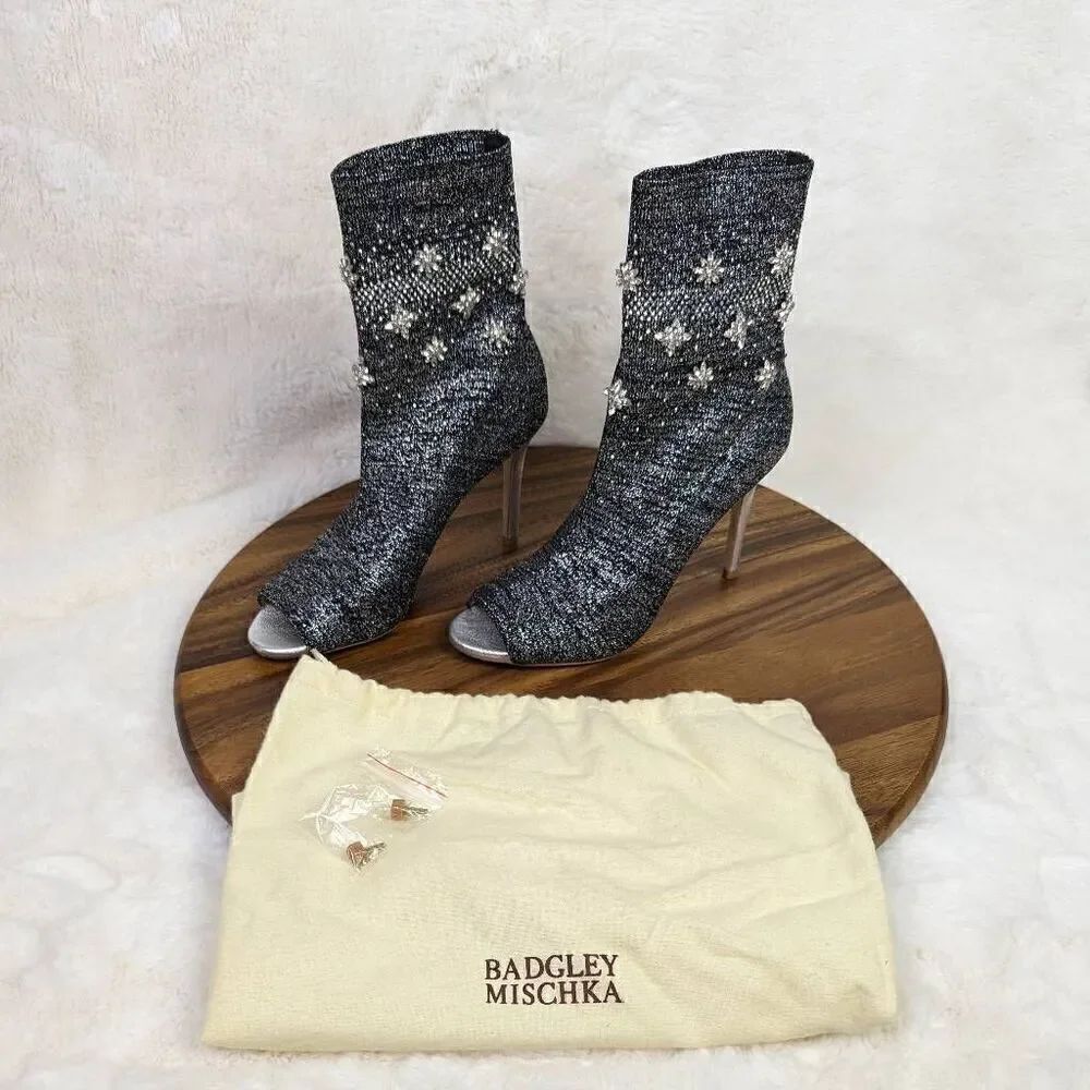 Badgley Mischka Viva Peep Toe Sock Bootie Heels Women’s Size 6.5 Black Silver